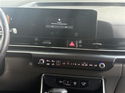 2025 Kia Carnival LX   - Photo 30 - Dallas, TX 75252