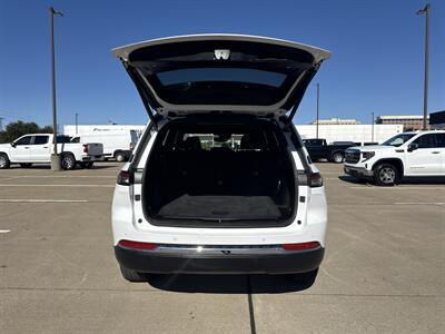 2024 Jeep Grand Cherokee 4xe   - Photo 15 - Dallas, TX 75252