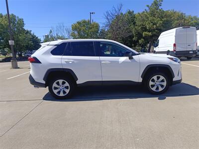 2024 Toyota RAV4 LE   - Photo 8 - Dallas, TX 75252