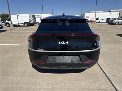 2024 Kia EV6 Light Long Range   - Photo 6 - Dallas, TX 75252