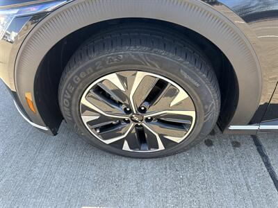 2024 Kia EV6 Light Long Range   - Photo 10 - Dallas, TX 75252