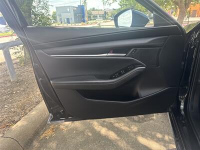 2025 Mazda Mazda3 Hatchback 2.5 S Select Sport   - Photo 10 - Dallas, TX 75252