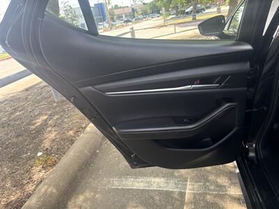 2025 Mazda Mazda3 Hatchback 2.5 S Select Sport   - Photo 12 - Dallas, TX 75252