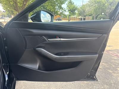 2025 Mazda Mazda3 Hatchback 2.5 S Select Sport   - Photo 13 - Dallas, TX 75252