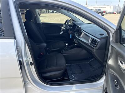2023 Kia Rio LX   - Photo 16 - Dallas, TX 75252