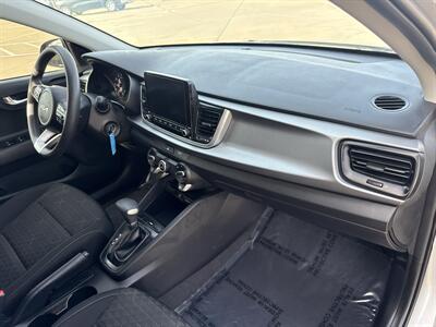 2023 Kia Rio LX   - Photo 20 - Dallas, TX 75252
