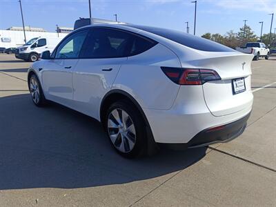 2023 Tesla Model Y   - Photo 5 - Dallas, TX 75252