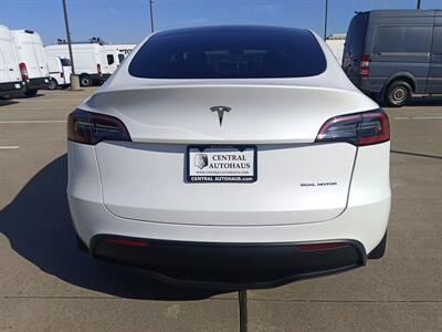 2023 Tesla Model Y   - Photo 6 - Dallas, TX 75252