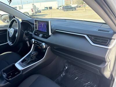2025 Toyota RAV4 LE   - Photo 27 - Dallas, TX 75252