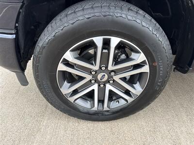2023 Ford F-150 XLT  4x4 - Photo 35 - Dallas, TX 75252