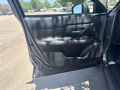 2025 Nissan Kicks SV   - Photo 10 - Dallas, TX 75252
