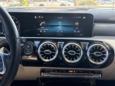 2020 Mercedes-Benz A 220   - Photo 27 - Dallas, TX 75252