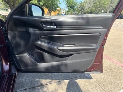 2025 Nissan Altima 2.5 SV   - Photo 14 - Dallas, TX 75252