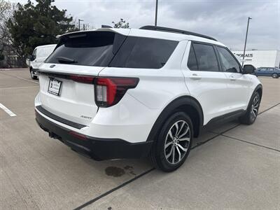 2025 Ford Explorer ST-Line   - Photo 6 - Dallas, TX 75252