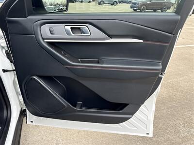 2025 Ford Explorer ST-Line   - Photo 12 - Dallas, TX 75252