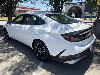 2025 Hyundai SONATA SEL   - Photo 5 - Dallas, TX 75252