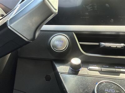 2025 Hyundai SONATA SEL   - Photo 29 - Dallas, TX 75252