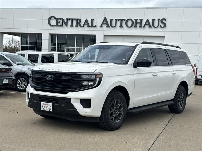2025 Ford Expedition MAX Active   - Photo 1 - Dallas, TX 75252