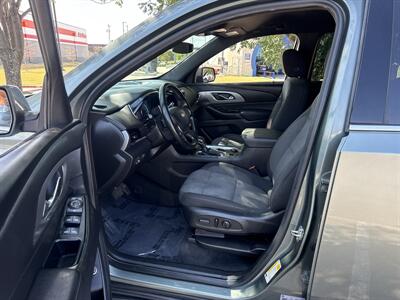 2023 Chevrolet Traverse LT   - Photo 17 - Dallas, TX 75252