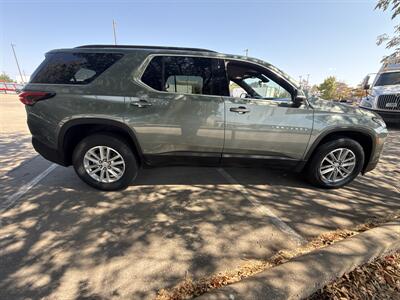 2023 Chevrolet Traverse LT   - Photo 8 - Dallas, TX 75252