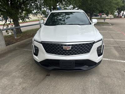 2024 Cadillac XT4 Premium Luxury   - Photo 2 - Dallas, TX 75252