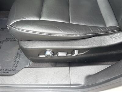 2024 Cadillac XT4 Premium Luxury   - Photo 19 - Dallas, TX 75252