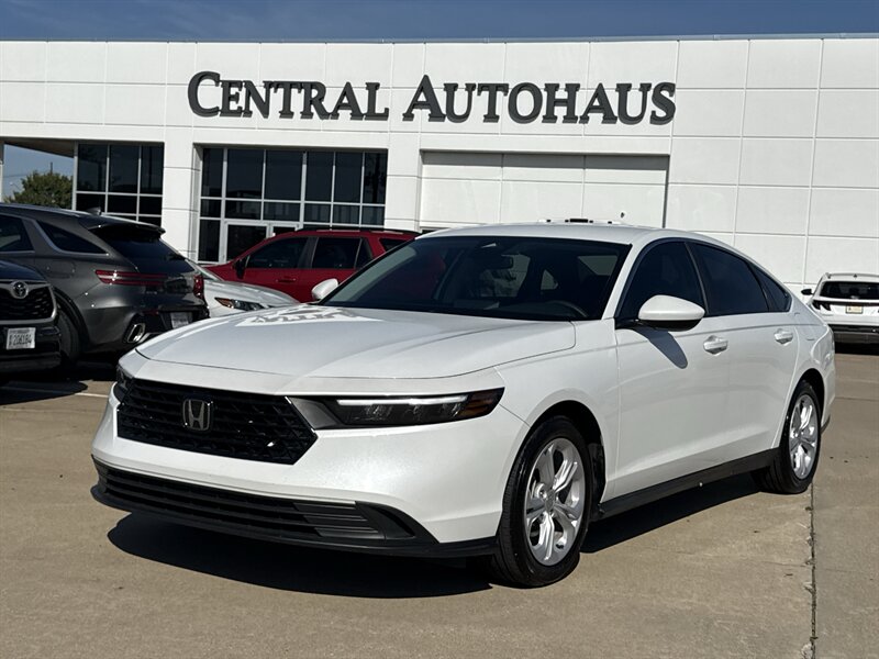 2025 Honda Accord LX  