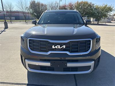 2025 Kia Telluride S   - Photo 2 - Dallas, TX 75252