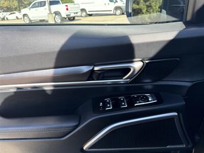 2025 Kia Telluride S   - Photo 11 - Dallas, TX 75252