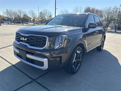 2025 Kia Telluride S   - Photo 3 - Dallas, TX 75252