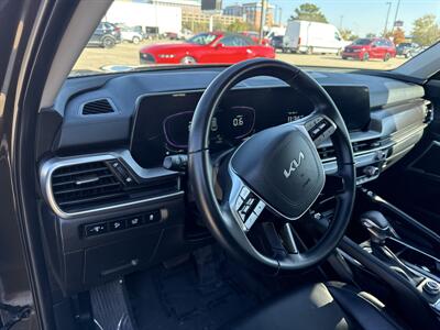 2025 Kia Telluride S   - Photo 21 - Dallas, TX 75252