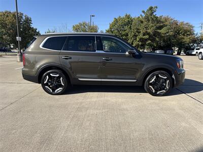 2025 Kia Telluride S   - Photo 8 - Dallas, TX 75252