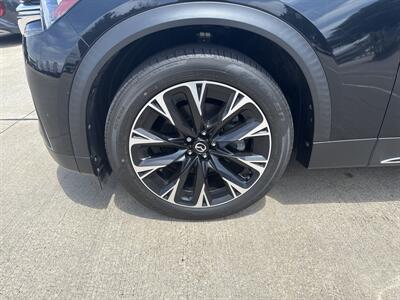 2024 Mazda CX-90 Plug-in Hybrid Premium   - Photo 32 - Dallas, TX 75252
