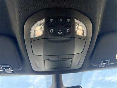 2025 Chrysler Pacifica Plug-In Hybrid Select   - Photo 37 - Dallas, TX 75252