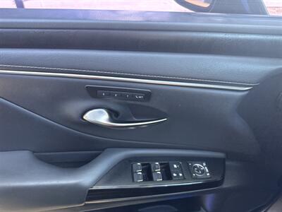 2022 Lexus ES 300h   - Photo 11 - Dallas, TX 75252
