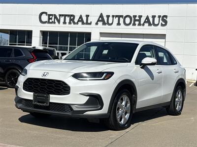 2023 Honda HR-V LX   - Photo 1 - Dallas, TX 75252