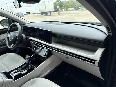 2025 Hyundai TUCSON SEL   - Photo 19 - Dallas, TX 75252
