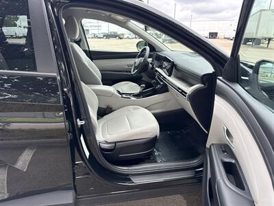 2025 Hyundai TUCSON SEL   - Photo 21 - Dallas, TX 75252