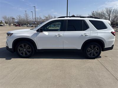 2023 Honda Pilot Sport   - Photo 4 - Dallas, TX 75252