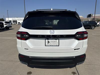 2023 Honda Pilot Sport   - Photo 6 - Dallas, TX 75252