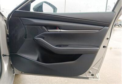 2025 Mazda Mazda3 Hatchback 2.5 S Select Sport   - Photo 12 - Dallas, TX 75252