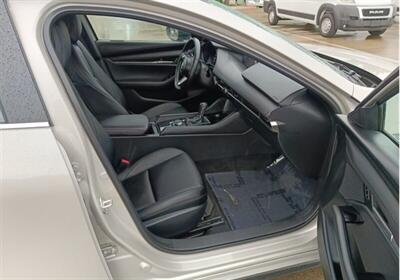 2025 Mazda Mazda3 Hatchback 2.5 S Select Sport   - Photo 18 - Dallas, TX 75252