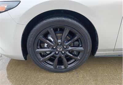 2025 Mazda Mazda3 Hatchback 2.5 S Select Sport   - Photo 30 - Dallas, TX 75252