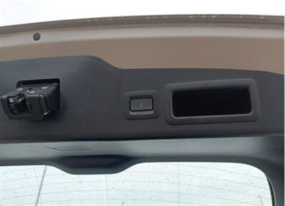2025 Mazda Mazda3 Hatchback 2.5 S Select Sport   - Photo 16 - Dallas, TX 75252