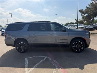 2022 Chevrolet Suburban RST   - Photo 9 - Dallas, TX 75252