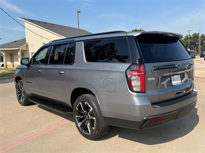2022 Chevrolet Suburban RST   - Photo 11 - Dallas, TX 75252