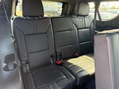 2022 Chevrolet Suburban RST   - Photo 32 - Dallas, TX 75252