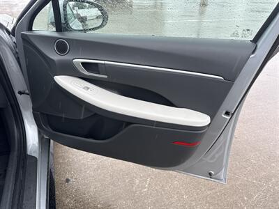 2025 Hyundai SONATA SEL   - Photo 14 - Dallas, TX 75252