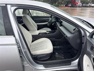 2025 Hyundai SONATA SEL   - Photo 19 - Dallas, TX 75252