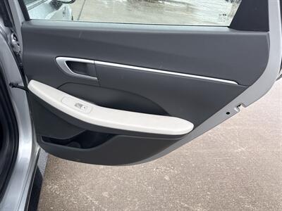 2025 Hyundai SONATA SEL   - Photo 13 - Dallas, TX 75252